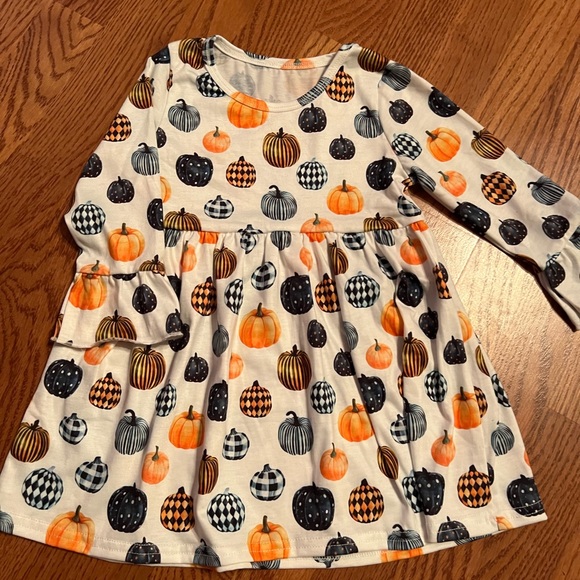 🎃Pumpkin Dress - Picture 2 of 4